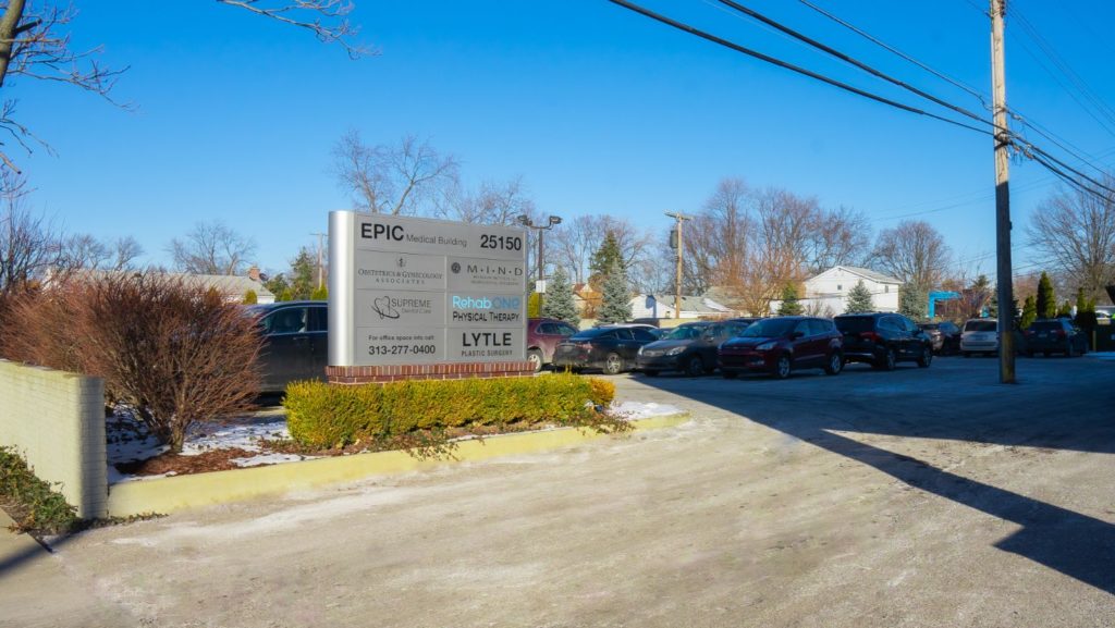 Parking lot Entrance Signage